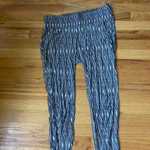 H&M Mama maternity knit pants size small